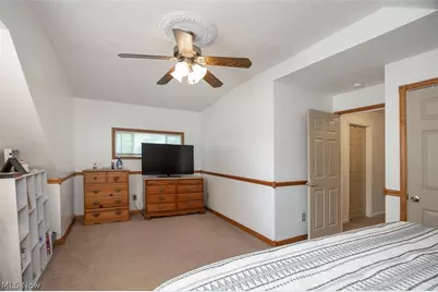 2324 Suncrest Drive, Cuyahoga Falls, OH 44221 - Photo 26