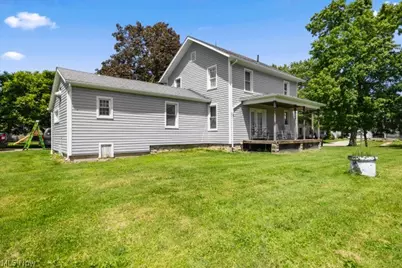 147 High Street, Bellevue, OH 44811 - Photo 2