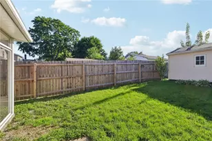 225 24th St NW, Barberton, OH 44203 - Photo 38