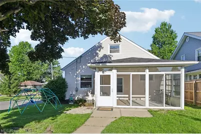 225 24th Street NW, Barberton, OH 44203 - Photo 36