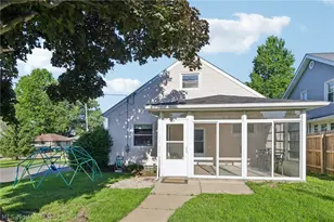 225 24th St NW, Barberton, OH 44203 - Photo 36
