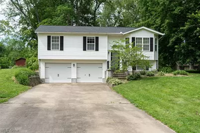 1211 Kingston Road, Uniontown, OH 44685 - Photo 1