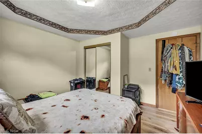 1202 Lawrence Road NE, Canton, OH 44705 - Photo 14