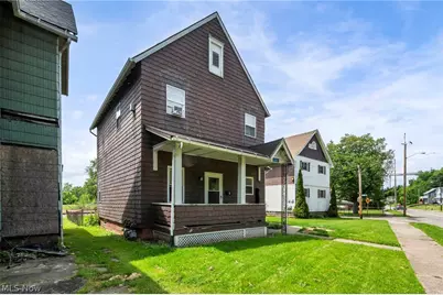 1206 Lawrence Road NE, Canton, OH 44705 - Photo 2