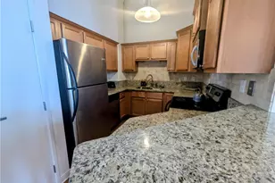 1133 W 9th St, Loveland, OH 44113 - Photo 16
