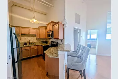 1133 W 9th Street #604, Loveland, OH 44113 - Photo 16