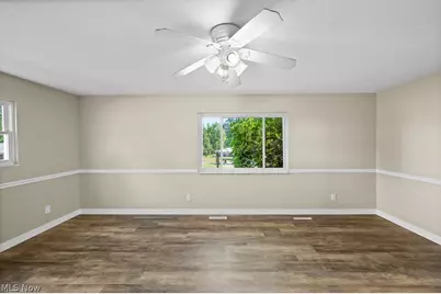 11 Roberts Drive, Belpre, OH 45714 - Photo 6