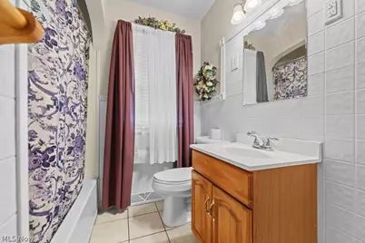 2360 Burton Avenue, Alliance, OH 44601 - Photo 24