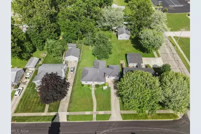 2360 Burton Avenue, Alliance, OH 44601 - Photo 36