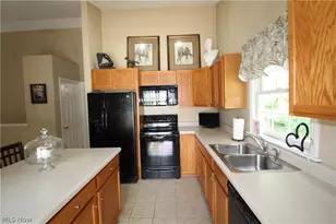 13 Hedgerows, New Middletown, OH 44442 - Photo 16