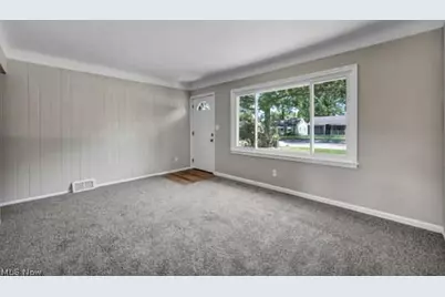 660 Rokeby Road, Eastlake, OH 44095 - Photo 8