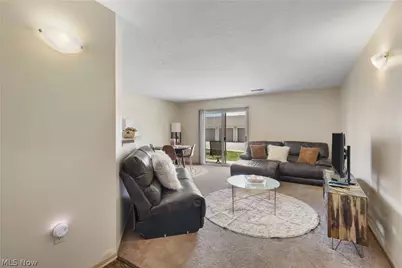 1456 Buckingham Gate A Boulevard, Cuyahoga Falls, OH 44221 - Photo 14