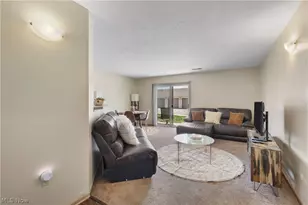 1456 Buckingham Gate A Blvd, Cuyahoga Falls, OH 44221 - Photo 14