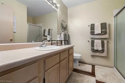 1456 Buckingham Gate A Boulevard, Cuyahoga Falls, OH 44221 - Photo 20