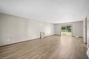 4694 Leone Rd NE, Louisville, OH 44641 - Photo 2