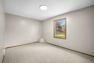 4694 Leone Road NE, Louisville, OH 44641 - Photo 26