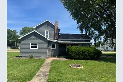 218 Main Street W, Beach City, OH 44608 - Photo 10