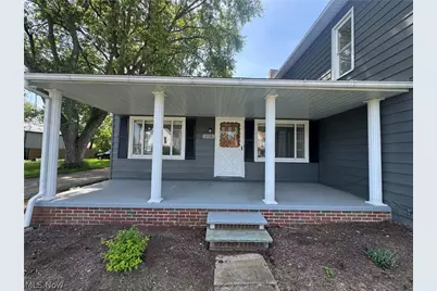 218 Main Street W, Beach City, OH 44608 - Photo 2