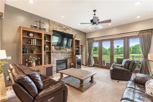 5850 Quarry Lake Dr SE, East Canton, OH 44730 - Photo 8