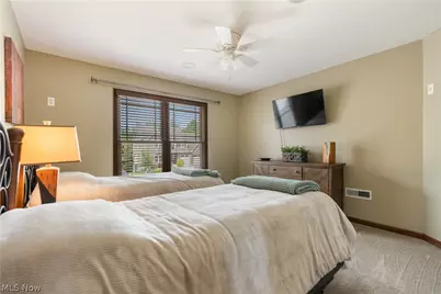 5850 Quarry Lake Drive SE, Canton, OH 44730 - Photo 24