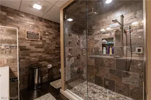 5850 Quarry Lake Dr SE, East Canton, OH 44730 - Photo 36
