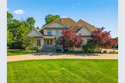 1524 Eagle Watch Street NE, Canton, OH 44721 - Photo 2