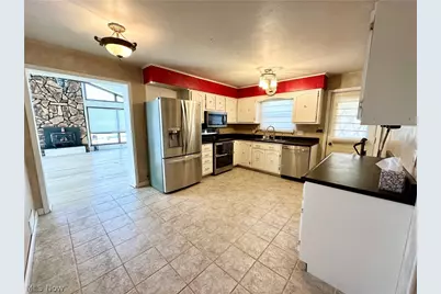 212 Wayne Avenue, Weirton, WV 26062 - Photo 8