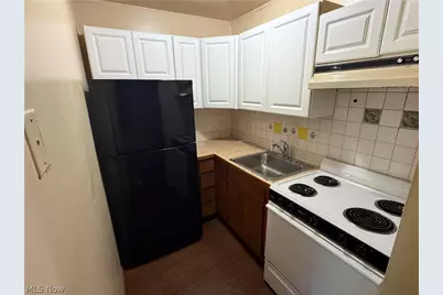 787 E Wilbeth Road #7, Akron, OH 44306 - Photo 4