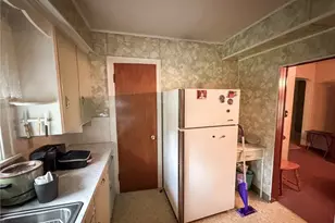 8060 Paulin Dr, Youngstown, OH 44514 - Photo 10