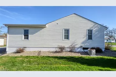 2411 Bell Street, Zanesville, OH 43701 - Photo 6