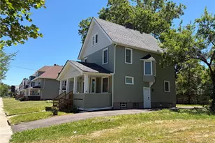 10524 Lee Ave, Loveland, OH 44106 - Photo 2