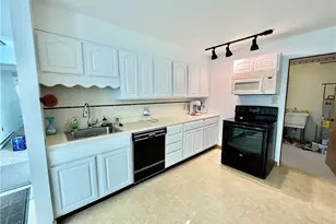 3147 Lawton St, Rock Creek, OH 44084 - Photo 2