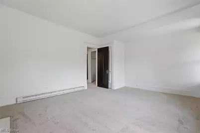 252 Broadway Avenue, Youngstown, OH 44504 - Photo 24