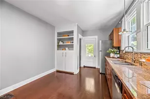 207 Casterton Ave, Akron, OH 44303 - Photo 12