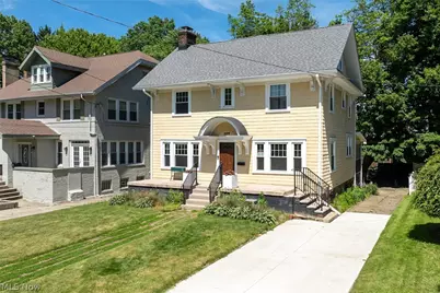 207 Casterton Avenue, Akron, OH 44303 - Photo 2