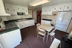 317 N 1st St, Dennison, OH 44621 - Photo 14