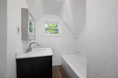 143 Malacca Street, Akron, OH 44305 - Photo 20