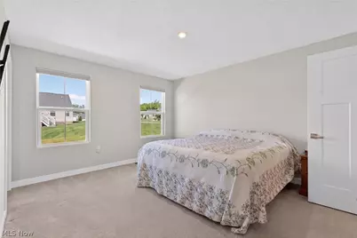 994 Sunrise Way, Akron, OH 44312 - Photo 18