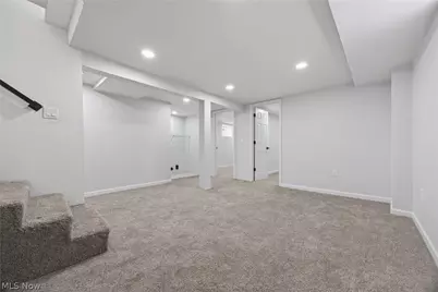 3226 W Ridgewood Drive, Parma, OH 44134 - Photo 12
