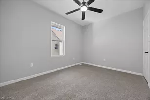 3226 W Ridgewood Dr, Parma, OH 44134 - Photo 10