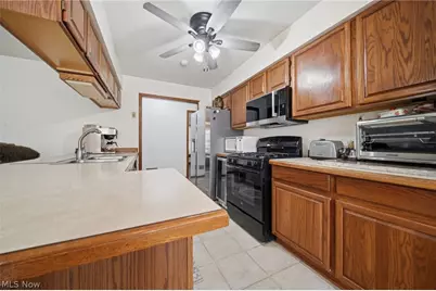 3210 Center Road, Ashtabula, OH 44004 - Photo 10