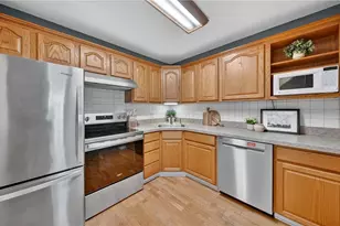 1351 Meadow Run, Copley, OH 44321 - Photo 16