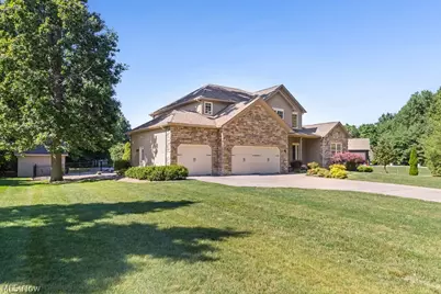 2820 Ashwood Drive, Alliance, OH 44601 - Photo 2
