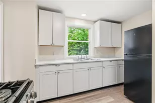 445 Oak Ave, Alliance, OH 44601 - Photo 8