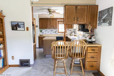 8 Driggs Lane, Bridgeport, OH 43912 - Photo 6