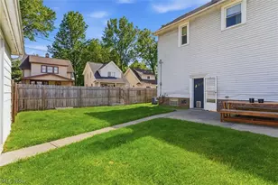 3875 E 38th St, Newburgh Heights, OH 44105 - Photo 28