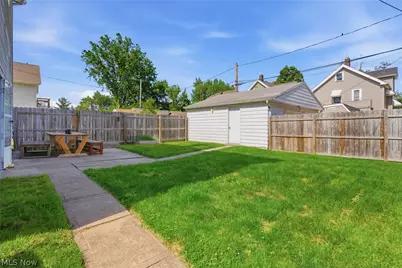 3875 E 38th Street, Newburgh Heights, OH 44105 - Photo 26