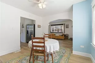 3875 E 38th St, Newburgh Heights, OH 44105 - Photo 8