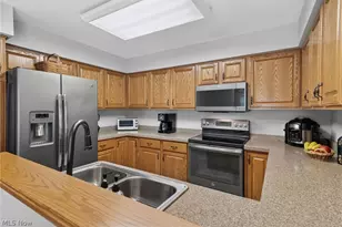 119 Barkwood Dr, Wadsworth, OH 44281 - Photo 16