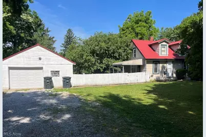 1920 17th Street SW, Akron, OH 44314 - Photo 2
